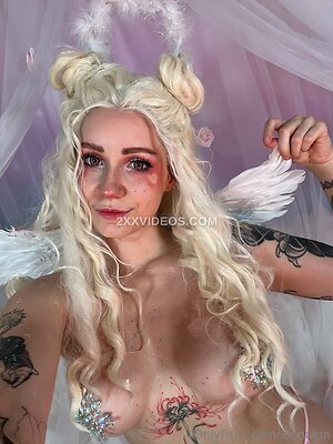 Loonakia Nude Leaked Photo #7