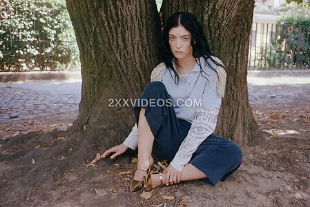 Lorde Nude Leaked Photo #10