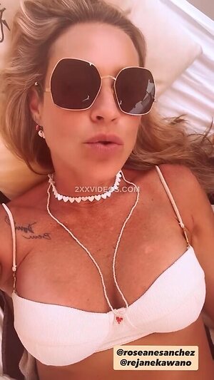 Luana Piovani Nude Leaked Photo #2