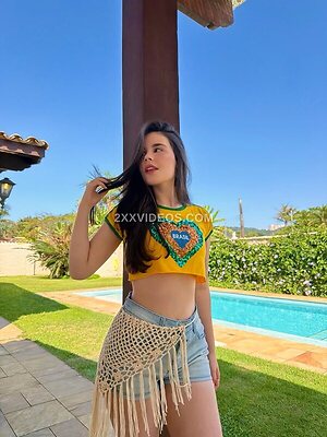 Luara Fonseca Nude Leaked Photo #4