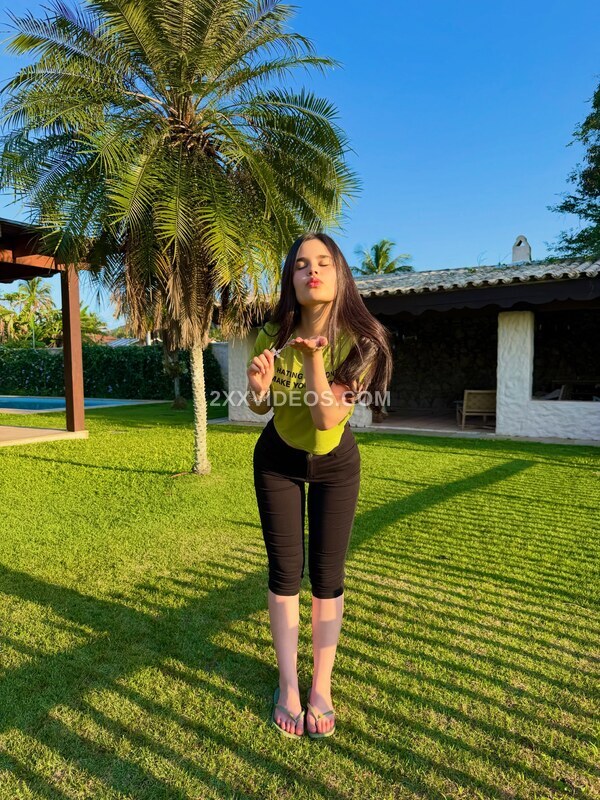 Luara Fonseca photo