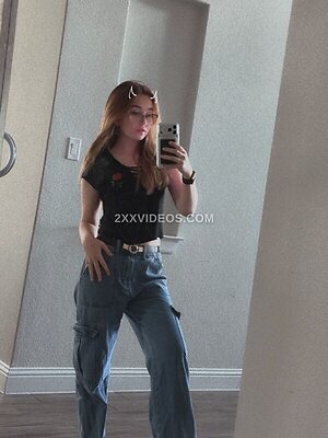Lyssaurora Nude Leaked Photo #29