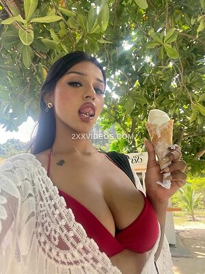 maalavigaxx Nude Leaked Photo #11