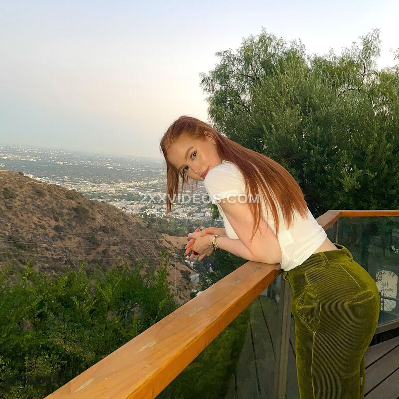 Madelaine Petsch photo