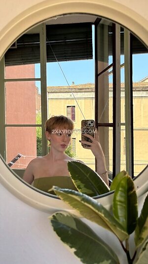 mai_buzzcut Nude Leaked Photo #11