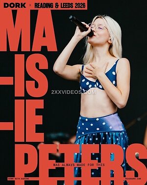 Maisie Peters photo