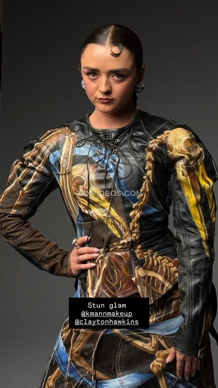 Maisie Williams photo