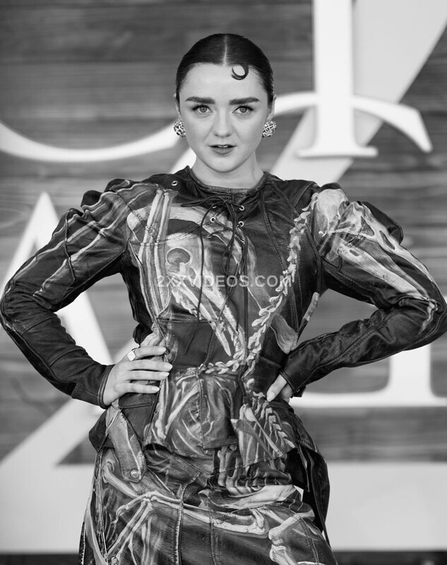Maisie Williams photo