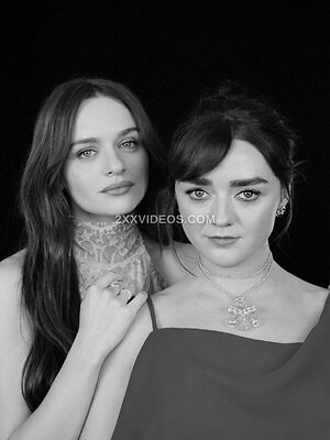 Maisie Williams photo