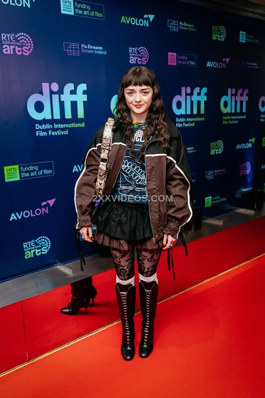 Maisie Williams photo