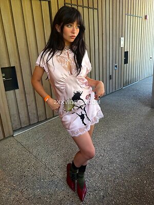 Malina Weissman Nude Leaked Photo #9