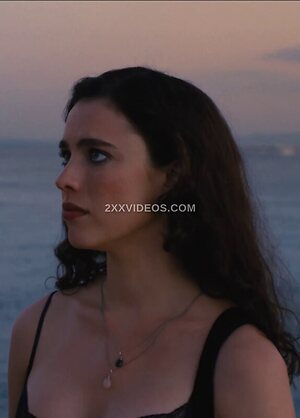 Margaret Qualley photo