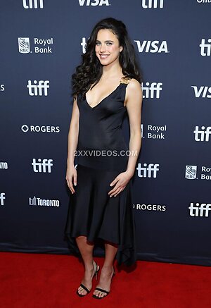 Margaret Qualley photo