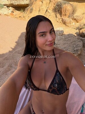Mariagutx Nude Leaked Photo #6