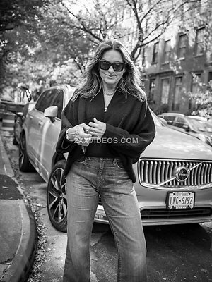 Mariska Hargitay Nude Leaked Photo #3