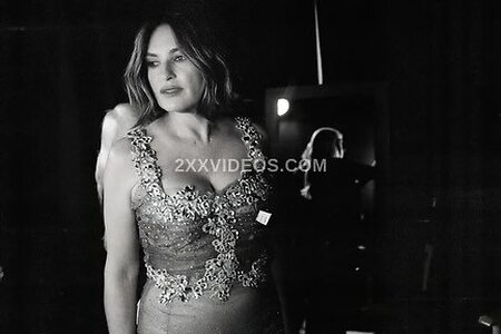 Mariska Hargitay Nude Leaked Photo #27