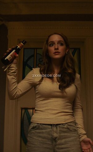 Mckenna Grace Nude Leaked Photo #73