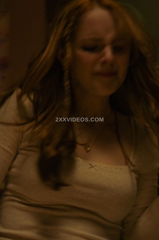 Mckenna Grace photo