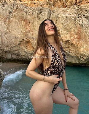 Merve Elmas Nude Leaked Photo #22