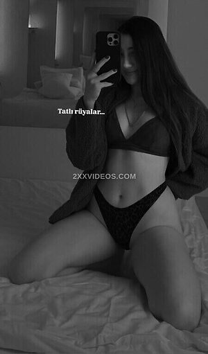 Merve Elmas Nude Leaked Photo #35