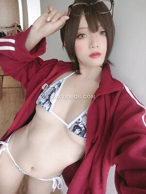 Messie Huang Nude Leaked Photo #21