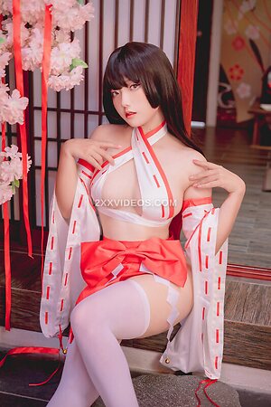 Messie Huang Nude Leaked Photo #28
