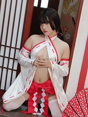 Messie Huang photo