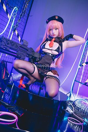Messie Huang photo