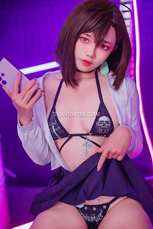 Messie Huang photo