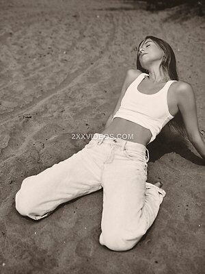 Mia Bowman photo