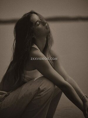 Mia Bowman photo