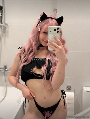Mia Miku Nude Leaked Photo #13