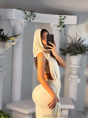 Mikaela Lafuente photo