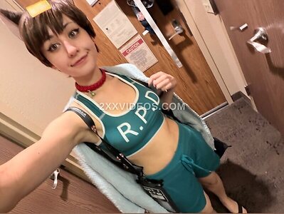 MimiDoesCosplay