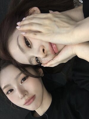 Minatozaki Sana photo