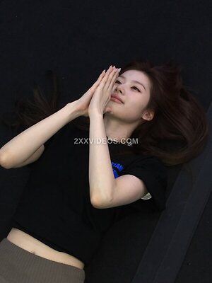 Minatozaki Sana photo