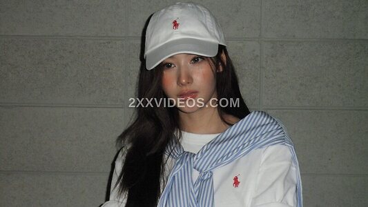 Minatozaki Sana photo