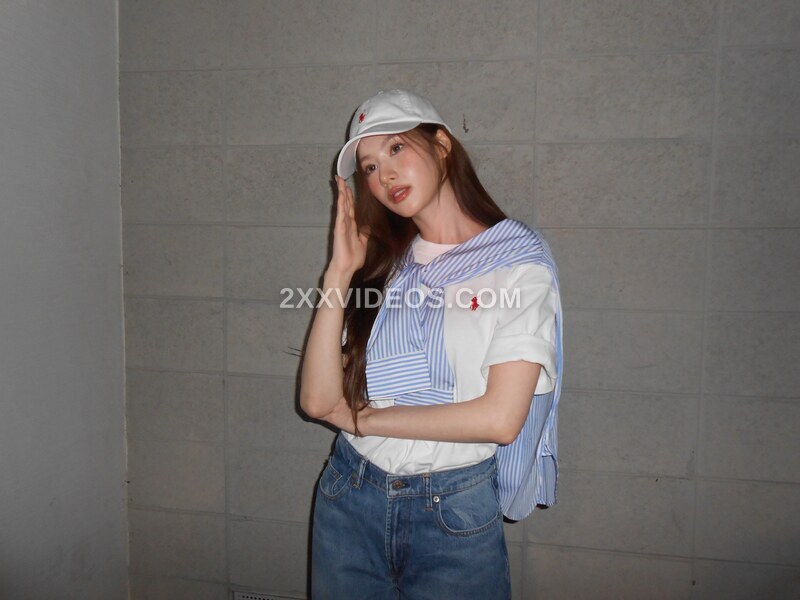 Minatozaki Sana photo