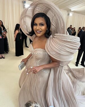 Mindy Kaling photo