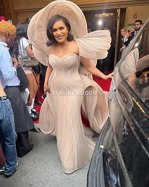 Mindy Kaling photo