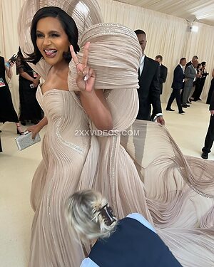 Mindy Kaling photo