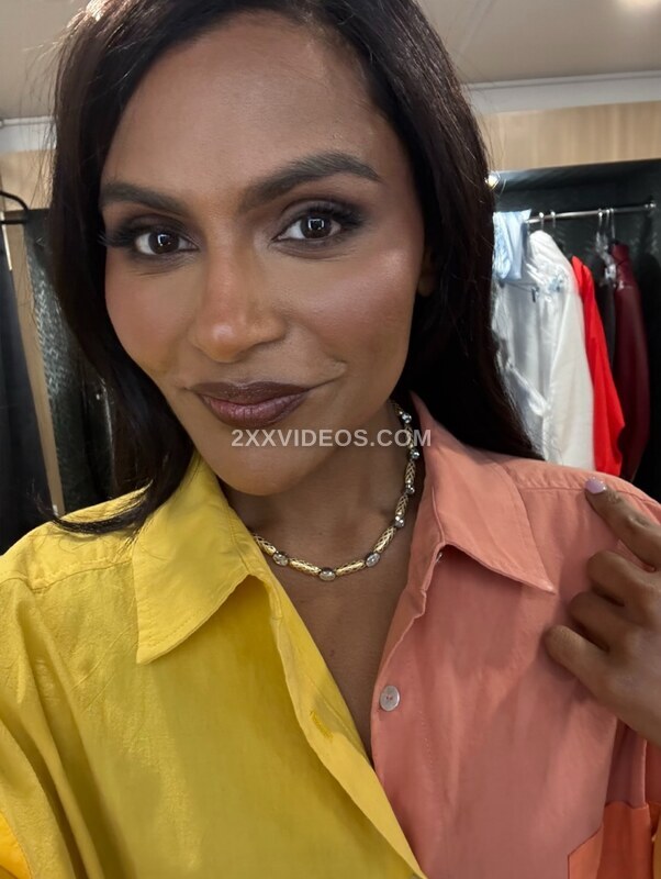 Mindy Kaling Nude Leaked Photos