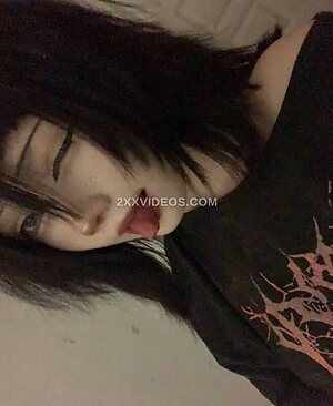 mollyesha0 mollyeshka108 Nude Leaked Photo #8