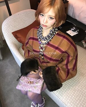 Naoi Rei photo