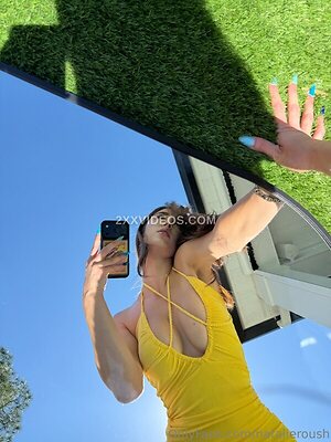 Natalie Roush photo
