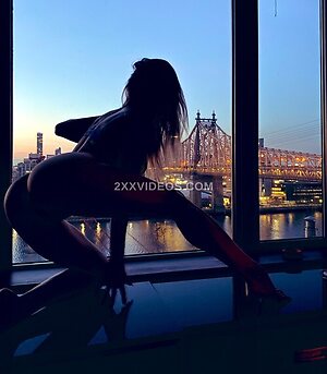 Natasha Starr photo