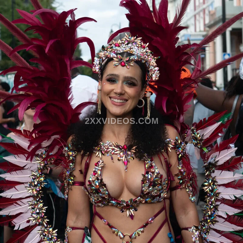 Nathalie Emmanuel photo