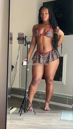 Neshomeleh Nude Leaked Photo #54