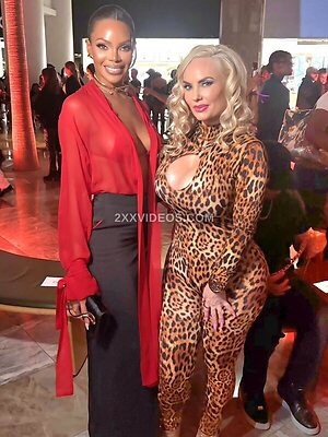 Nicole "Coco" Austin photo