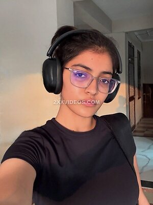 Niharika Nude Leaked Photo #5